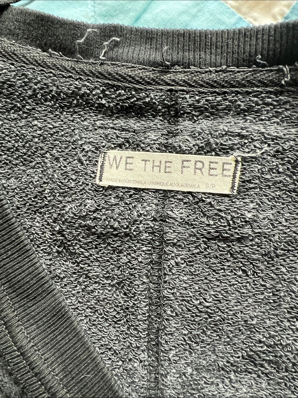 Free People We The Free GraphiPullover V neck Sweatshirt with Heart Bird Graphic - Picture 10 of 10